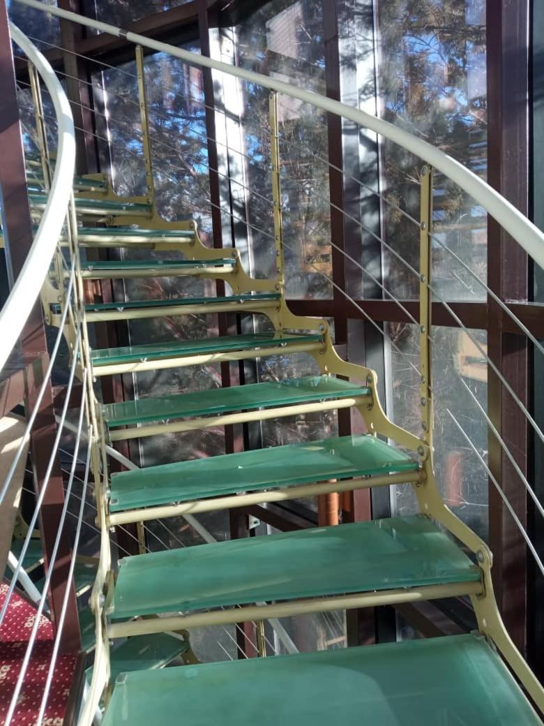 Aska Hotel Naryn Eksteriør bilde