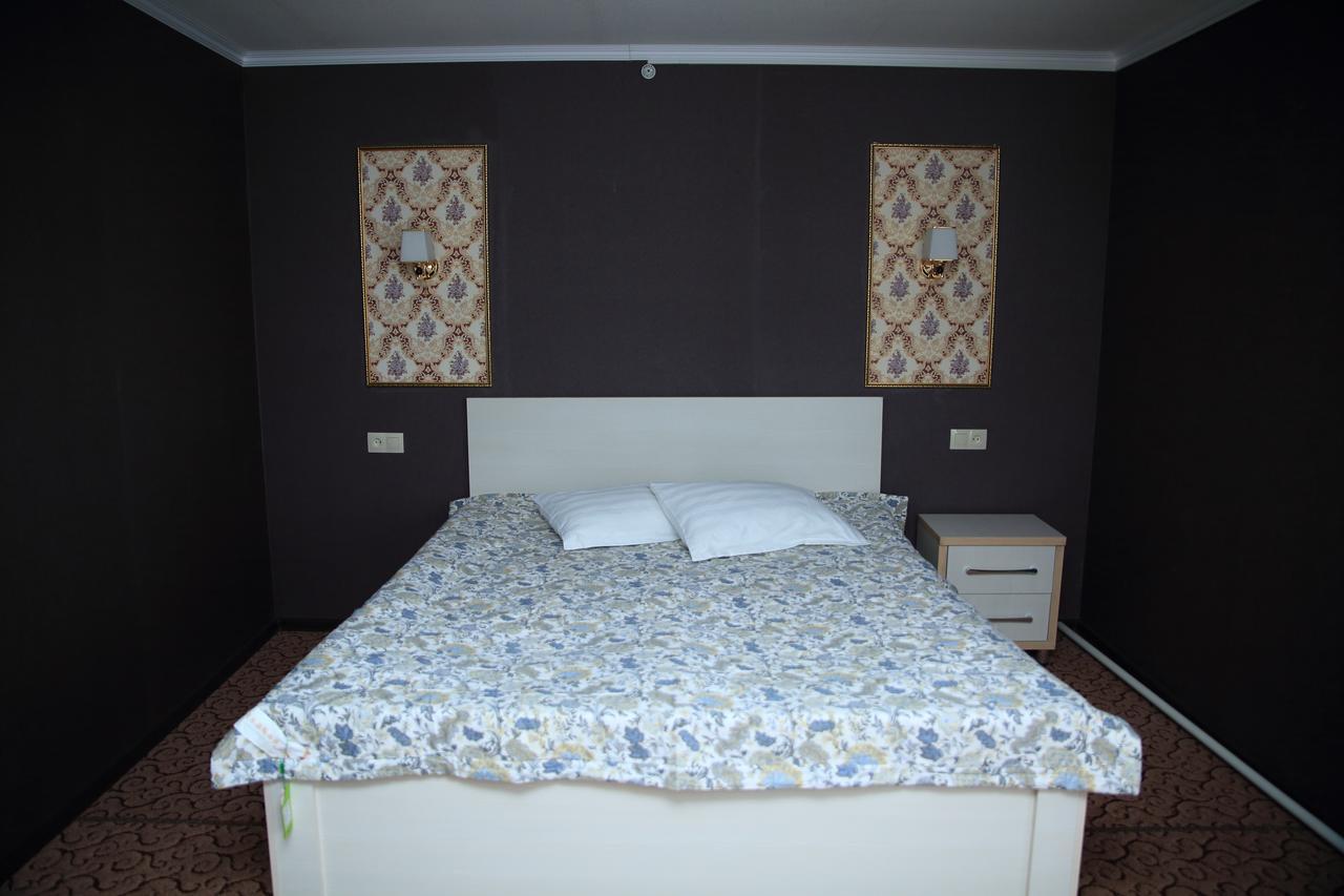 Aska Hotel Naryn Eksteriør bilde