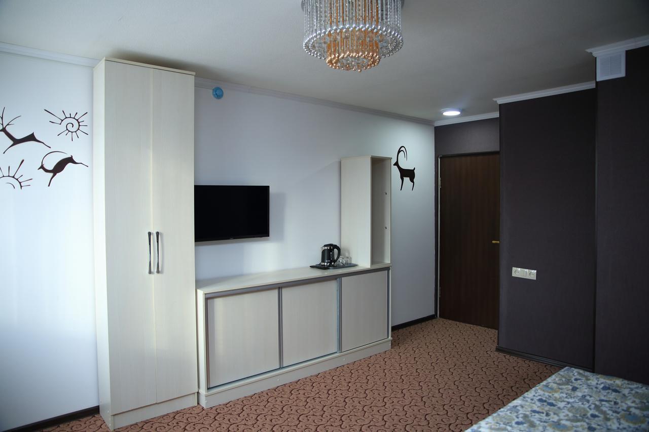 Aska Hotel Naryn Eksteriør bilde