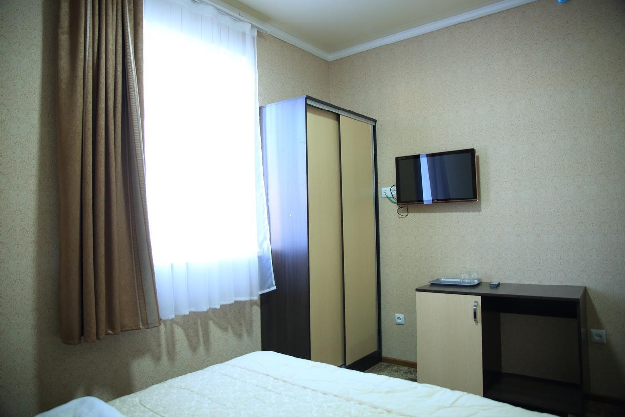 Aska Hotel Naryn Eksteriør bilde