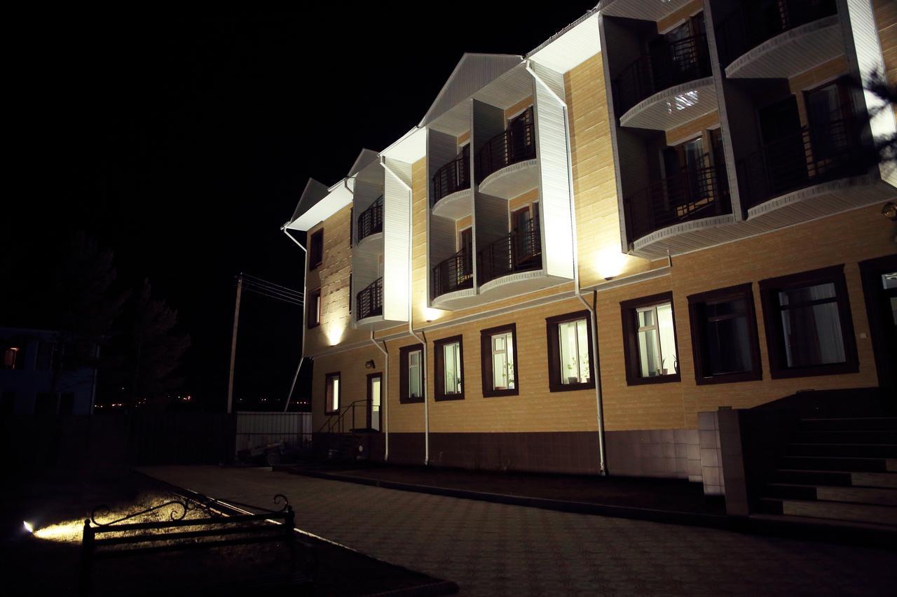 Aska Hotel Naryn Eksteriør bilde